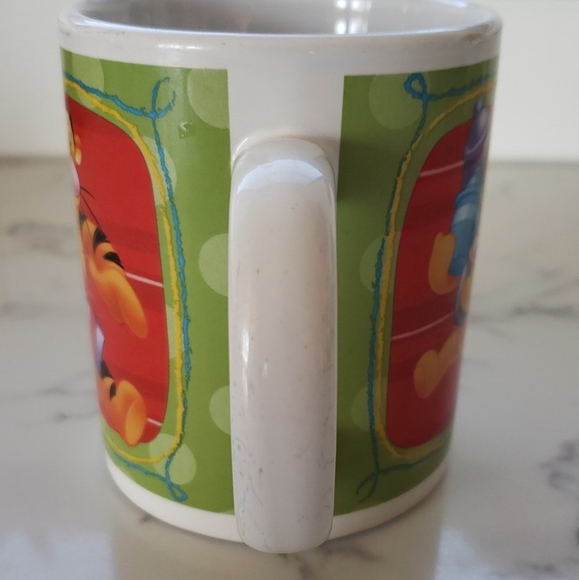 DISNEY Christmas Coffee Tea Mug Winnie the Pooh Tigger Piglet Vintage - Picture 6 of 10